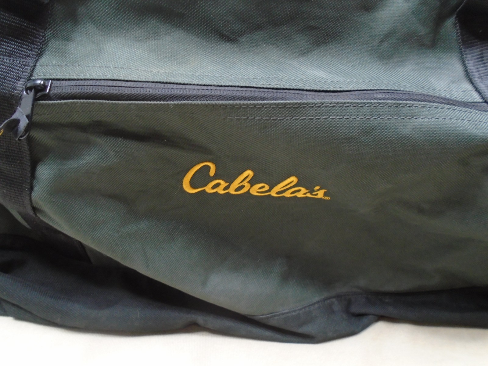 Cabela’s 34 Inch Large Duffle Bag, Green Black Travel Hunting Outdoors