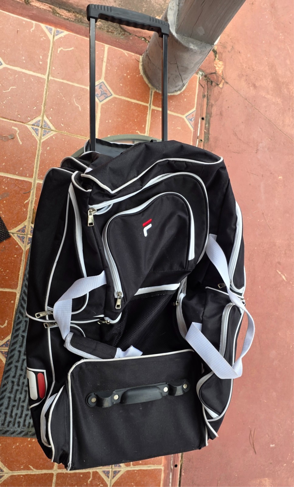 FILA BLACK SPORTS EQUIPMENT BAG