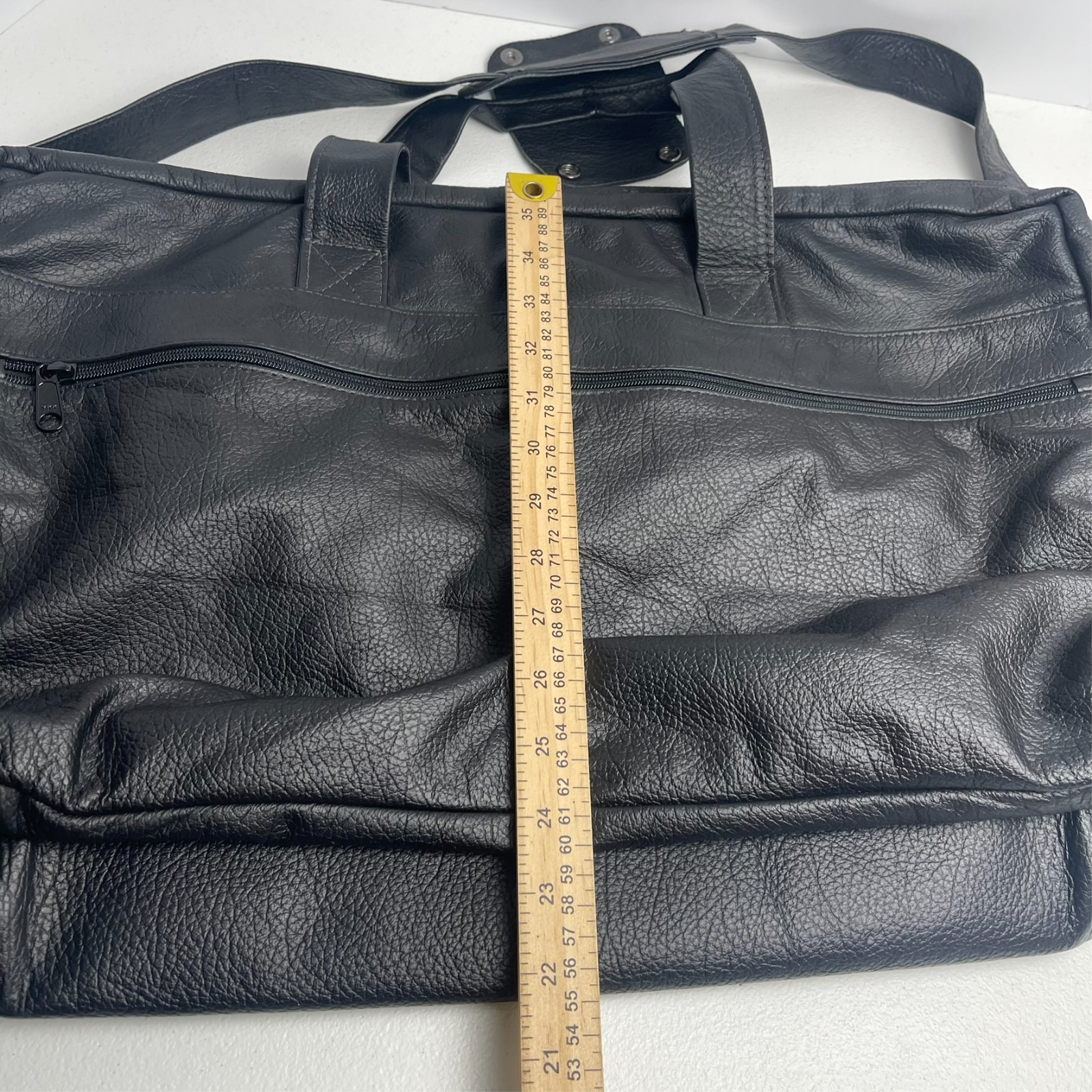 Ace Leather Goods Handcrafted Leather Travel Bag made in USA WA state VTG Look