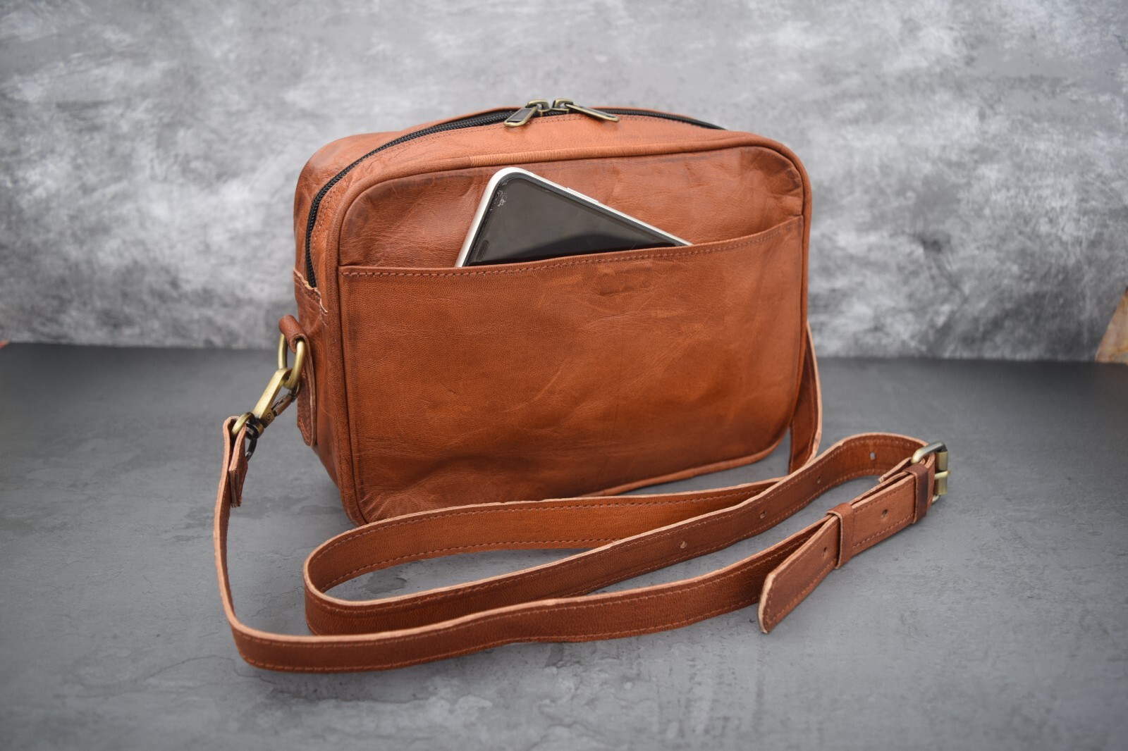 Crossbody Messenger Bag Vintage Leather Purse Handbag Satchel Sling Bags 10 In