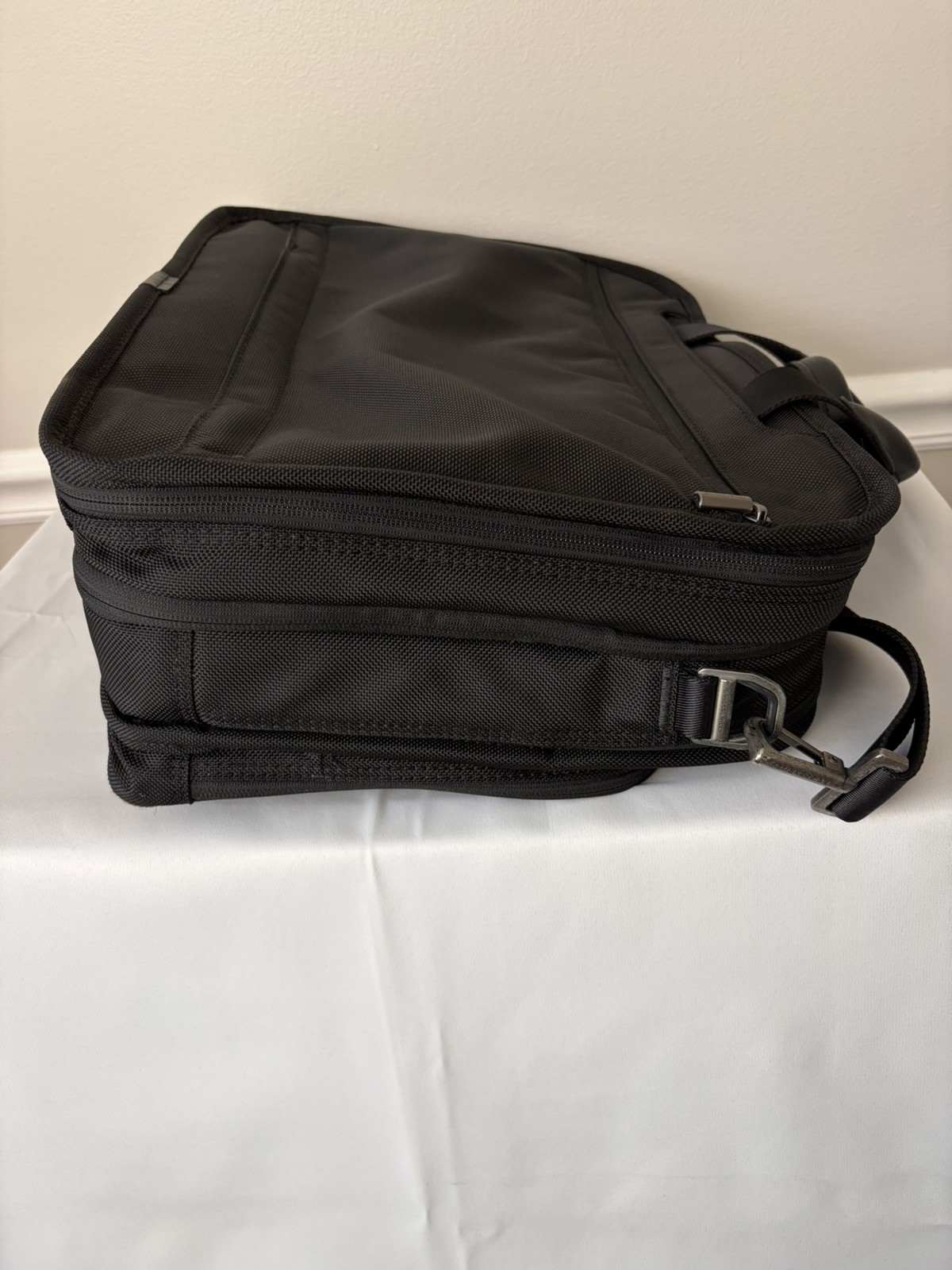 Briggs & Riley KB402X-4 @Work Expandable Briefcase Messenger Bag Black 17″ EUC