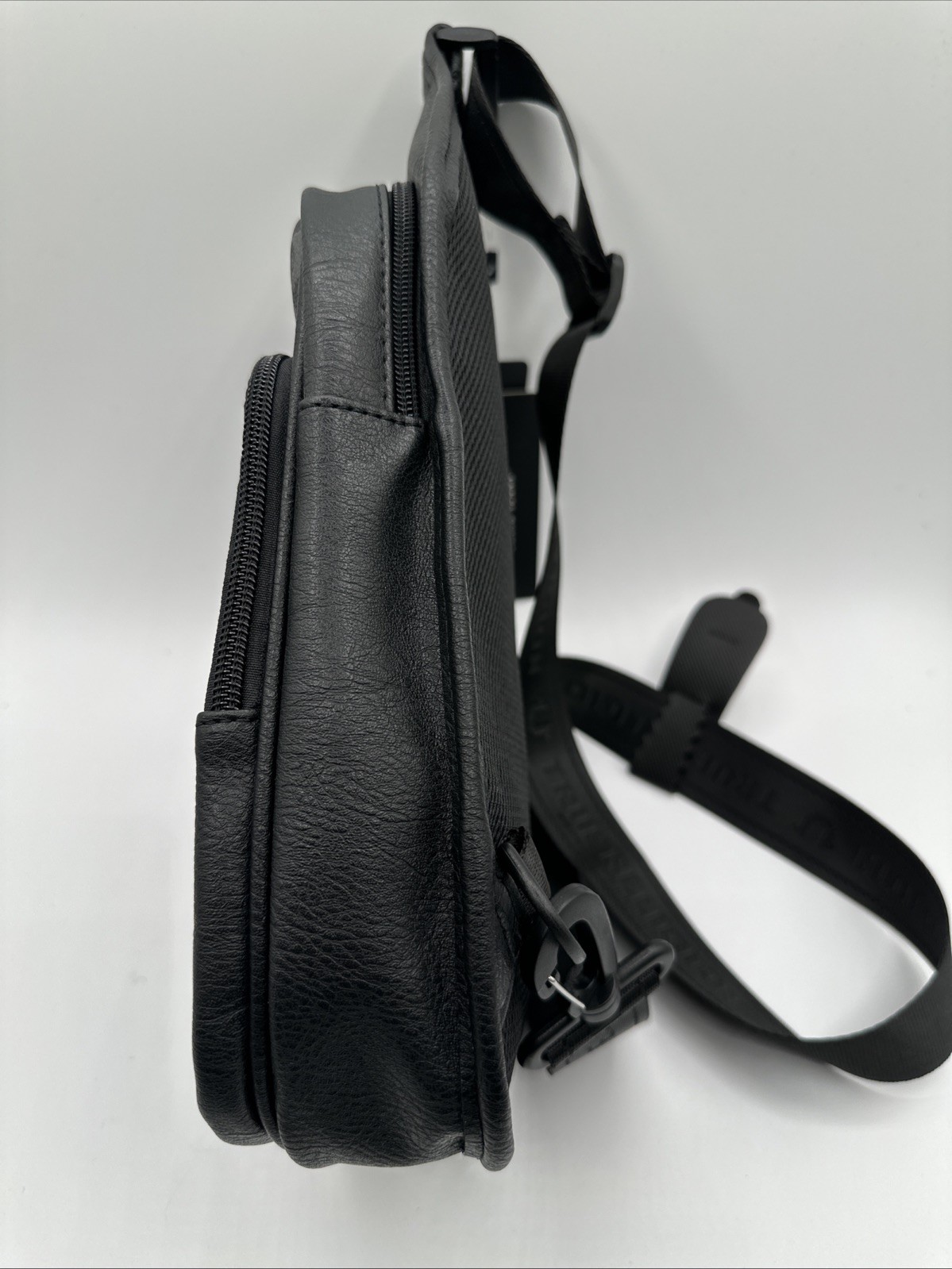 True Religion FARRO II Black Gray Logo Crossbody Sling Bag Zipper Unisex NEW