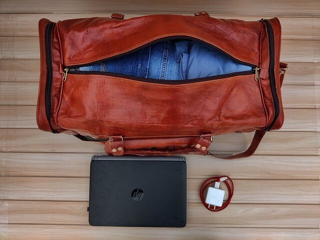 30″ Men’s Weekender Treated Leather Travel Luggage Gym Genuine Duffel Bag