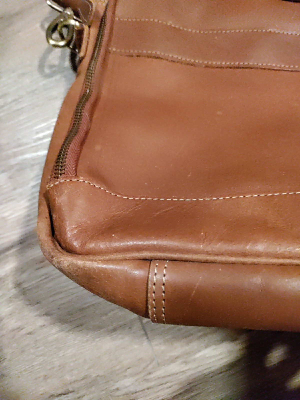 KomalC 16 Inch Leather briefcases Laptop Messenger Bags for Men and Women 