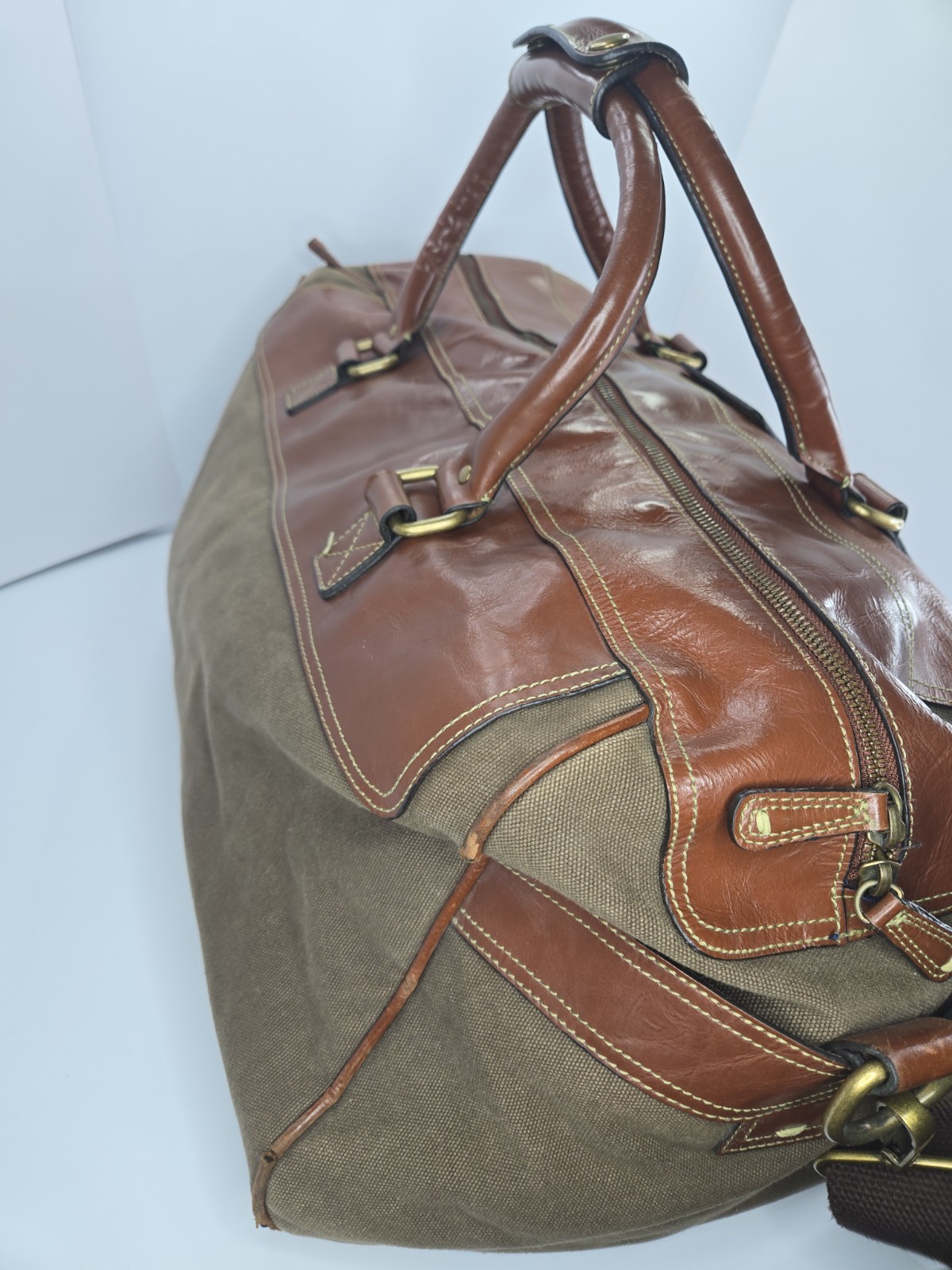 Fossil 54 MBG1121200 Brown Leather Canvas Duffel Weekender Bag READ