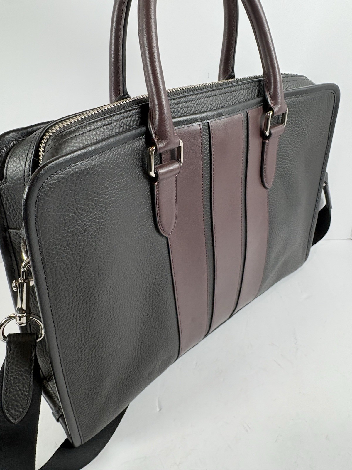 Coach Metropolitan Slim Brief Pebble Leather Laptop Messenger Bag Black F72308