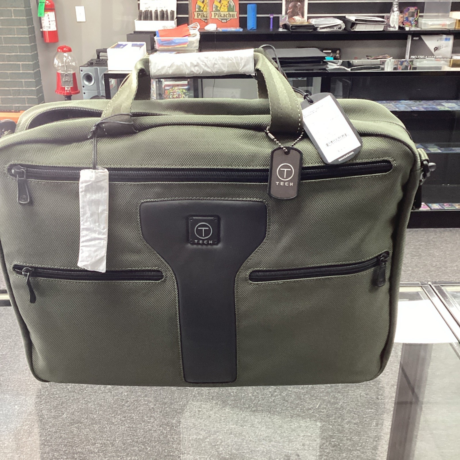 Tumi Tech Travel Olibe Green Laptop Multi Pocket Messenger Bag (pu220