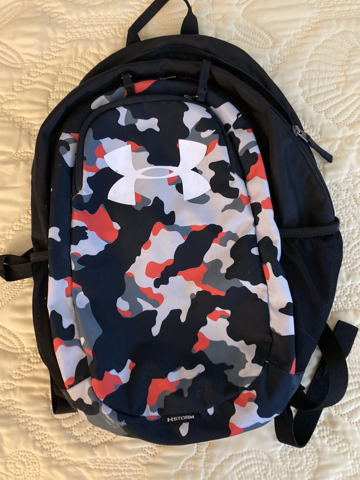 Under Armour Storm Camo Backpack Red Black Gray Adjustable Straps Pockets
