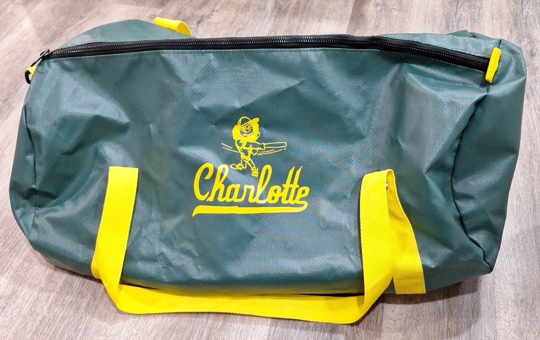 LARGE HEAVY DUTY PAUL PRYOR SPORTS BAG DUFFEL BAG ZIP UP LOGO HANDLES 25 X 14