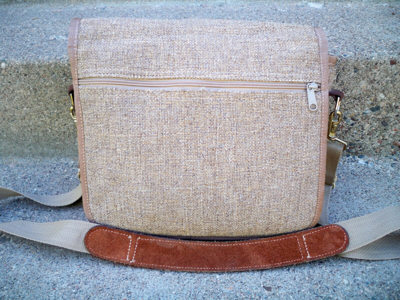 Vtg Jute Material w/Leather Trim Bag DIAMOND BLUFF Shoulder Soft Laptop Brown