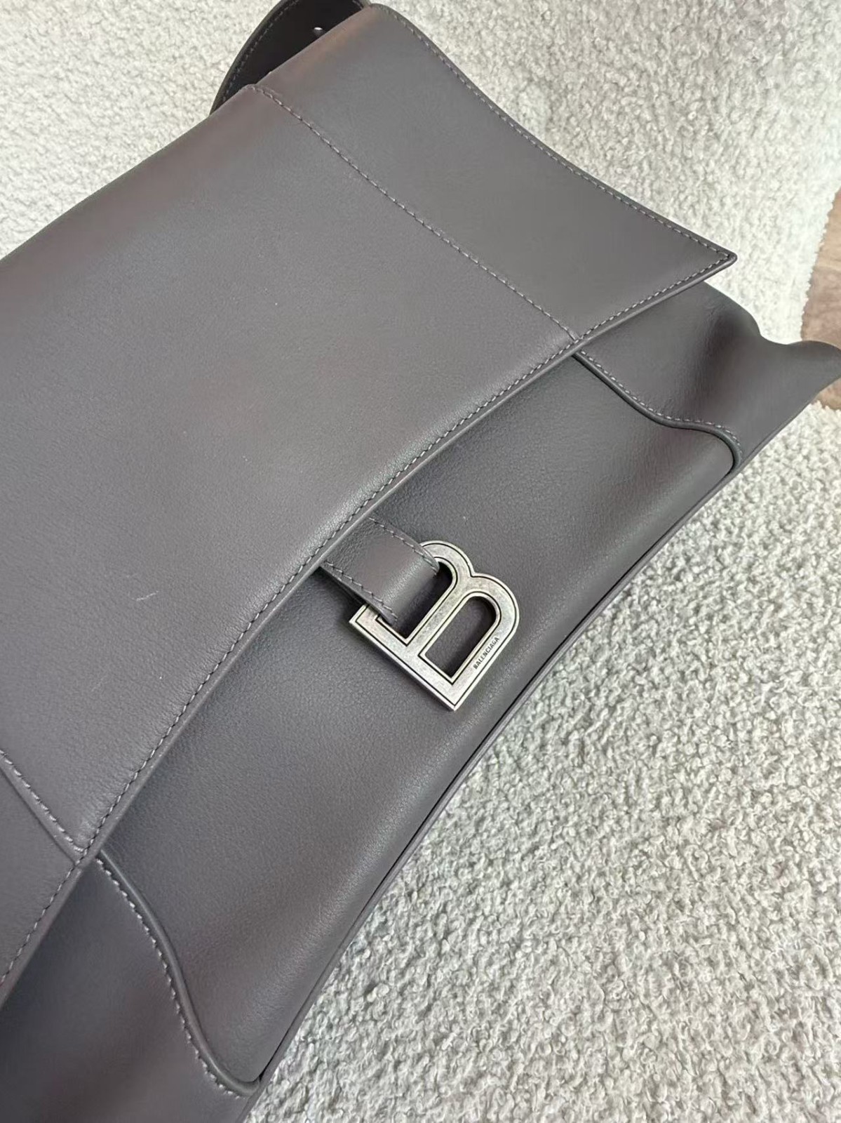 Balenciaga Downtown gray full leather men’s shoulder bag