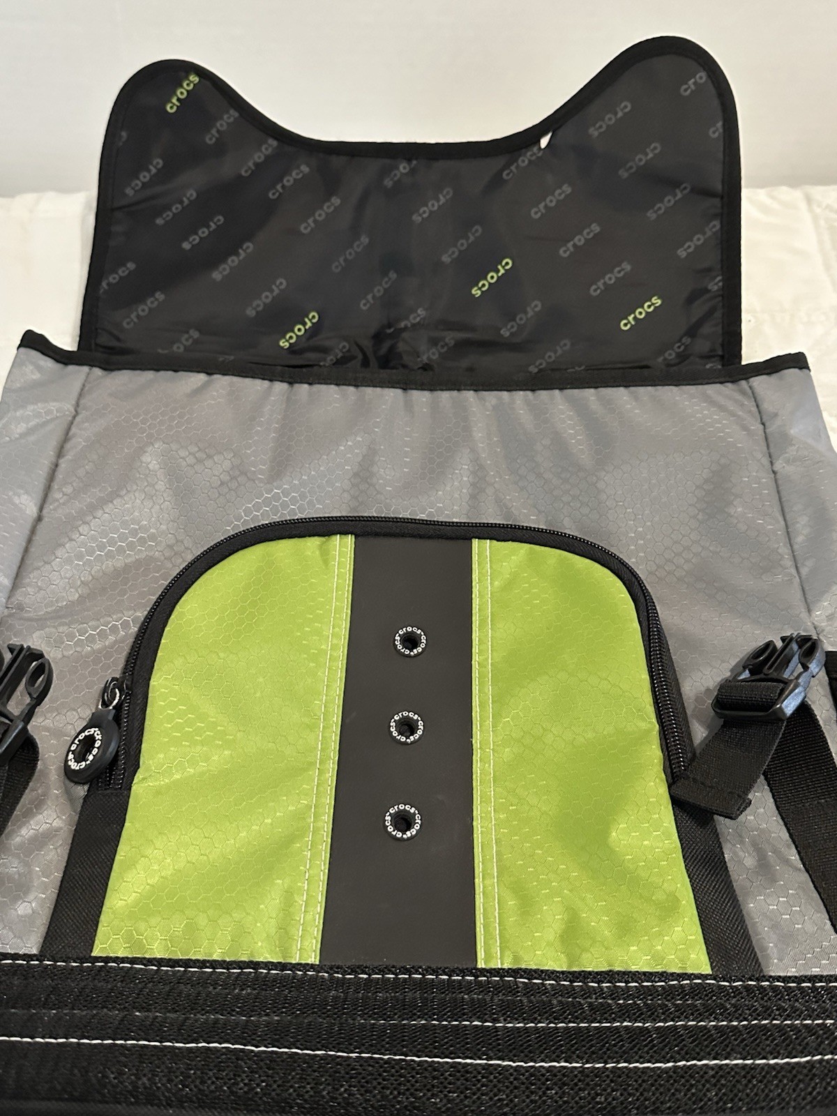 Crocs Crossbody Messenger Bag Laptop Green