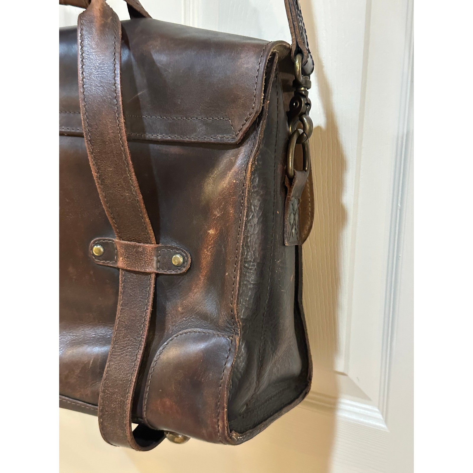 Will Leather Goods Brown Leather Messenger Bag Satchel Briefcase Brass Hardware