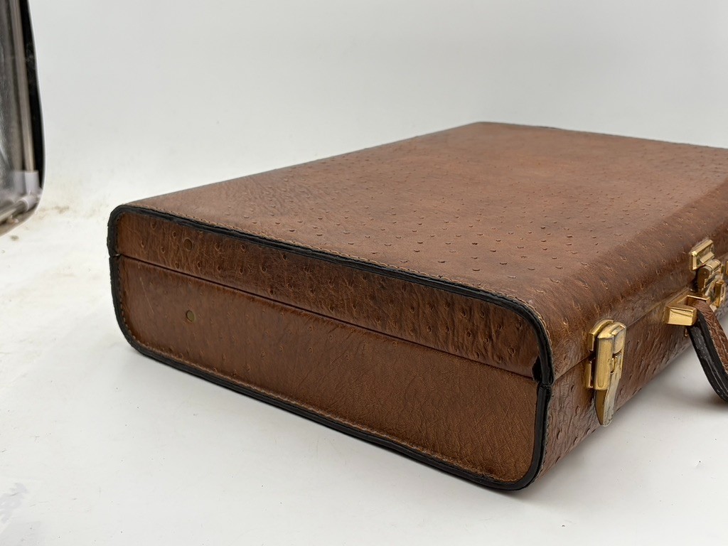 Vintage ATLAS Brown Ta Full Quill Ostrich Attaché Briefcase Amiet Locks w/ Combo