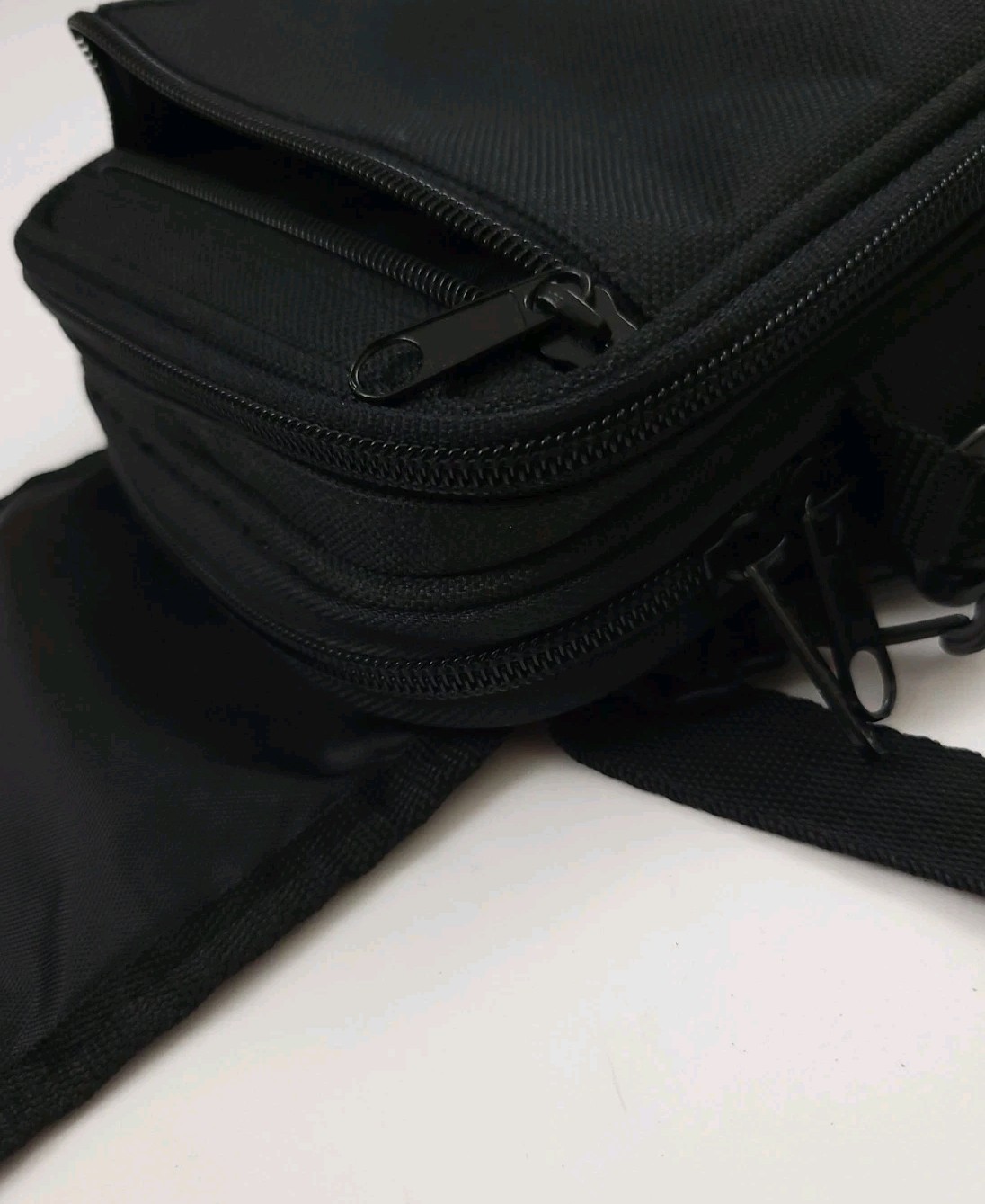 Vintage Esprit Nucleus Black Multi Pocket Shoulder Bag Tech Travel Sport 90s USA