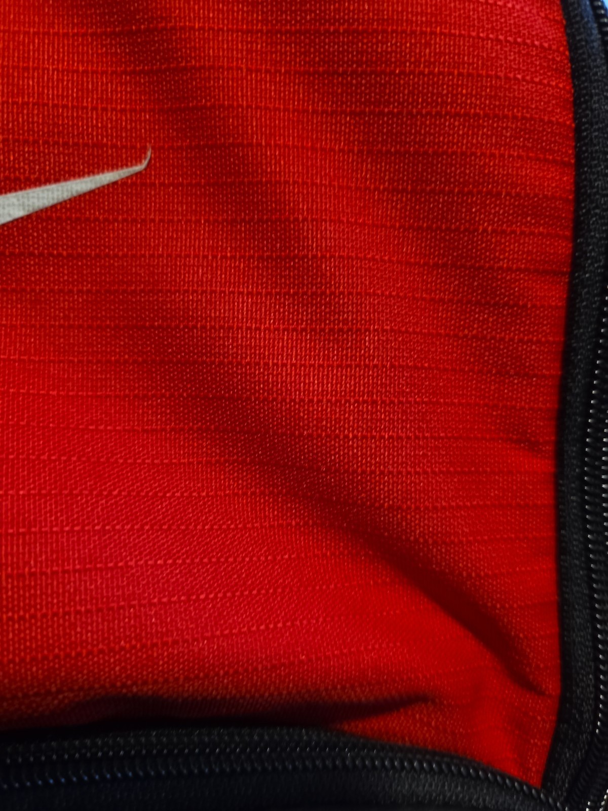 Nike Brasilia backpack Padded Straps & Adjustable, 4- Pockets Black & Red