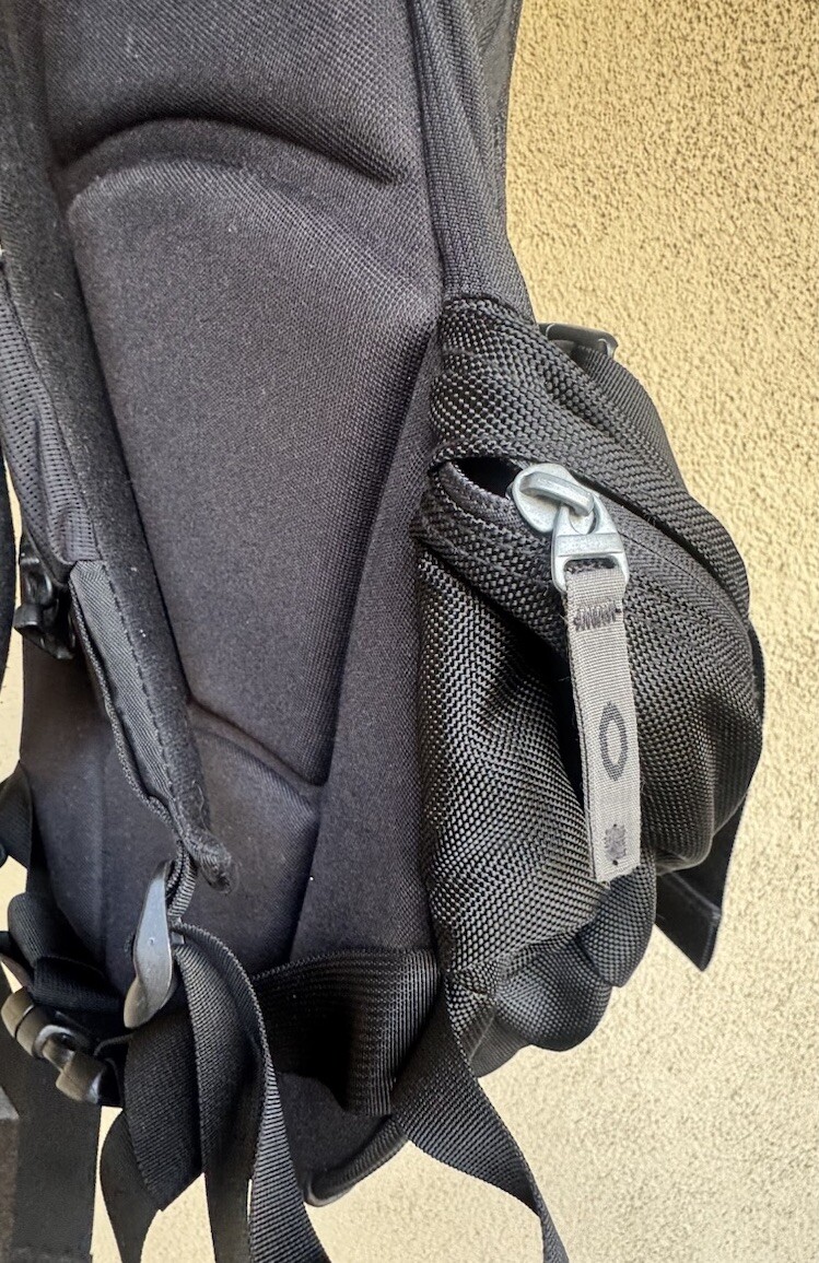 Y2K Oakley Icon 3.0 Tactical Backpack Stealth Black Military Travel Hiking READ