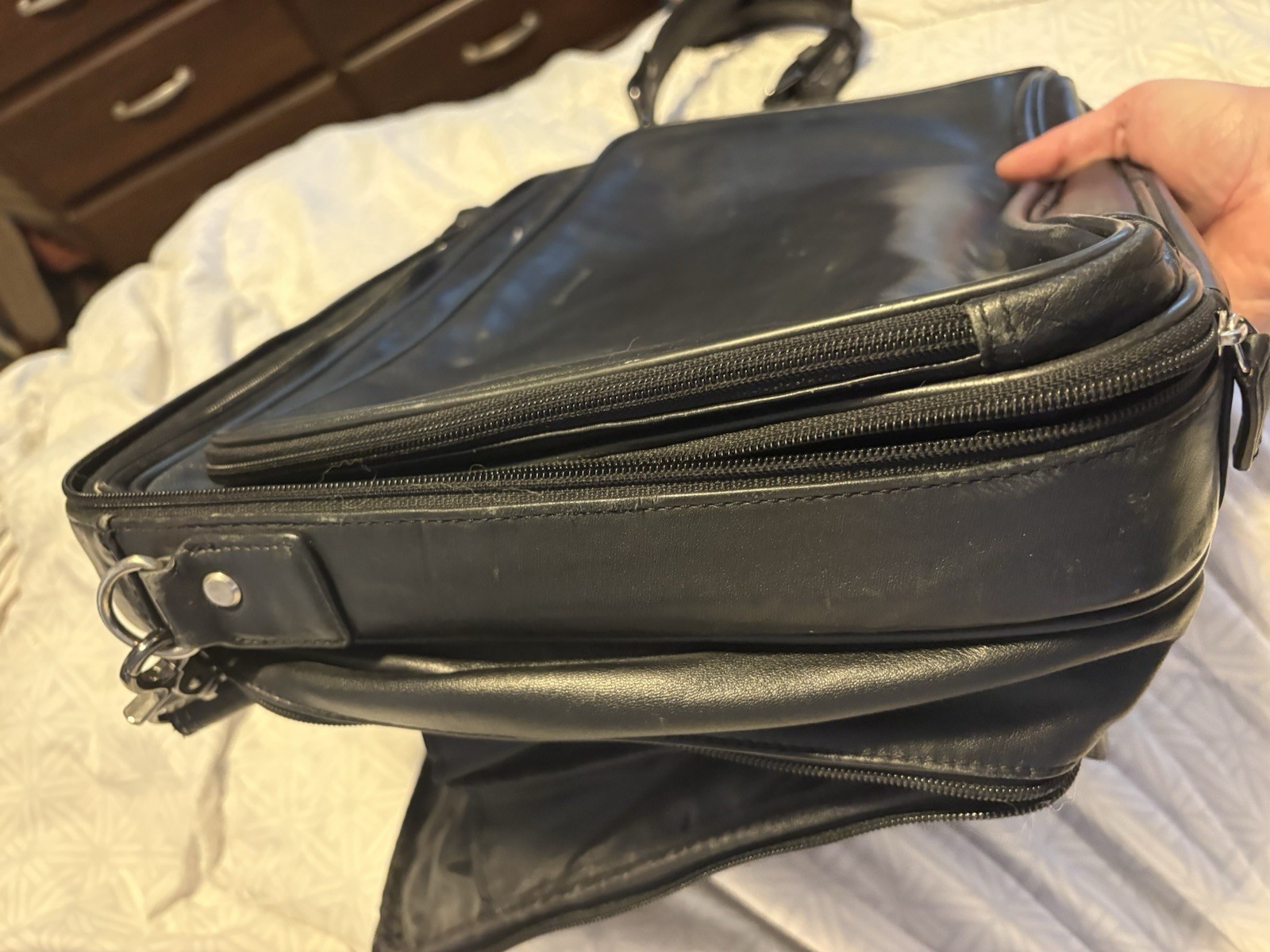 LEVENGER Black Leather Laptop Expandable Briefcase Silver Nickel Hardware USA