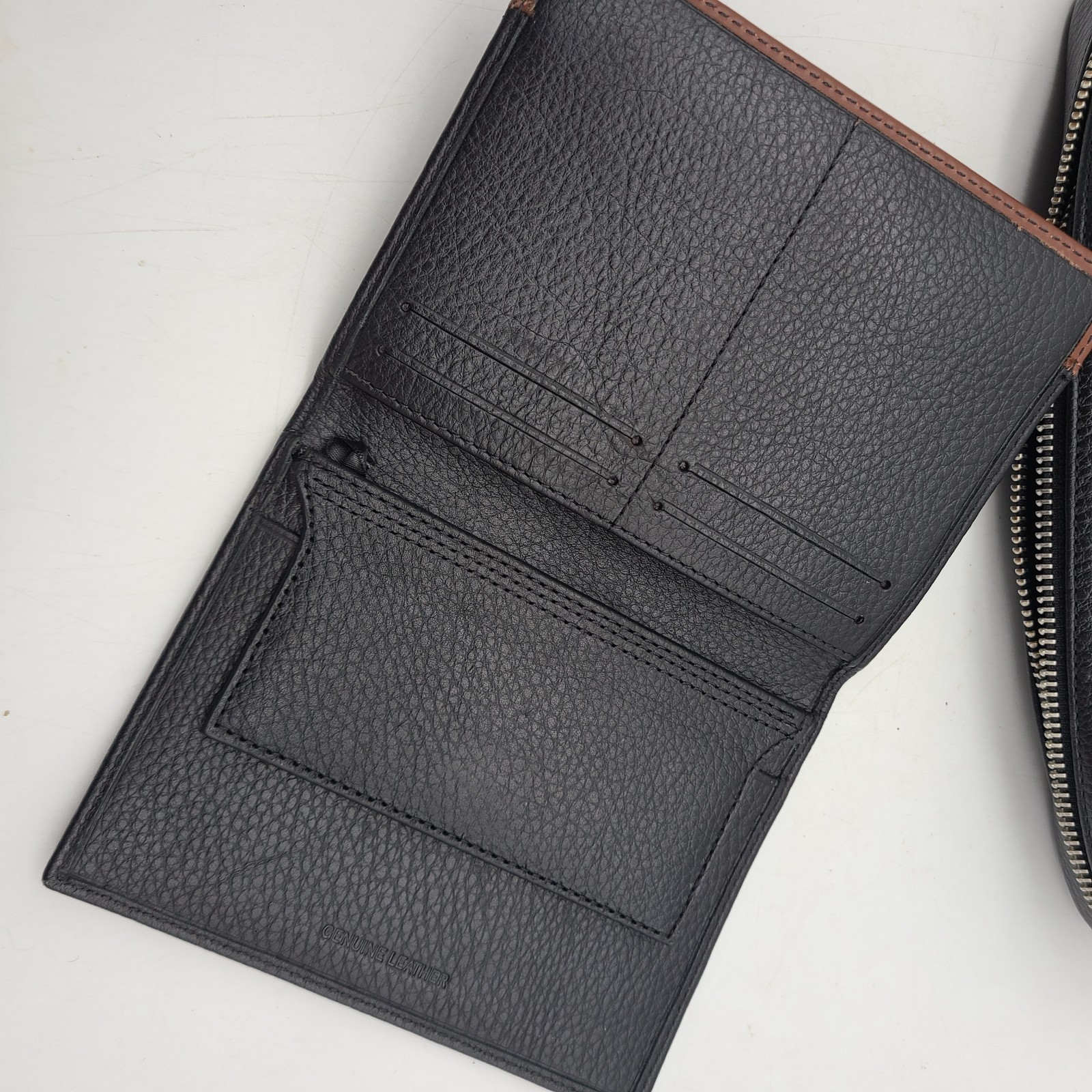 NEW Cole Haan Men’s Two Tone Top Zip Leather Toiletry Bag & Passport RFID Wallet