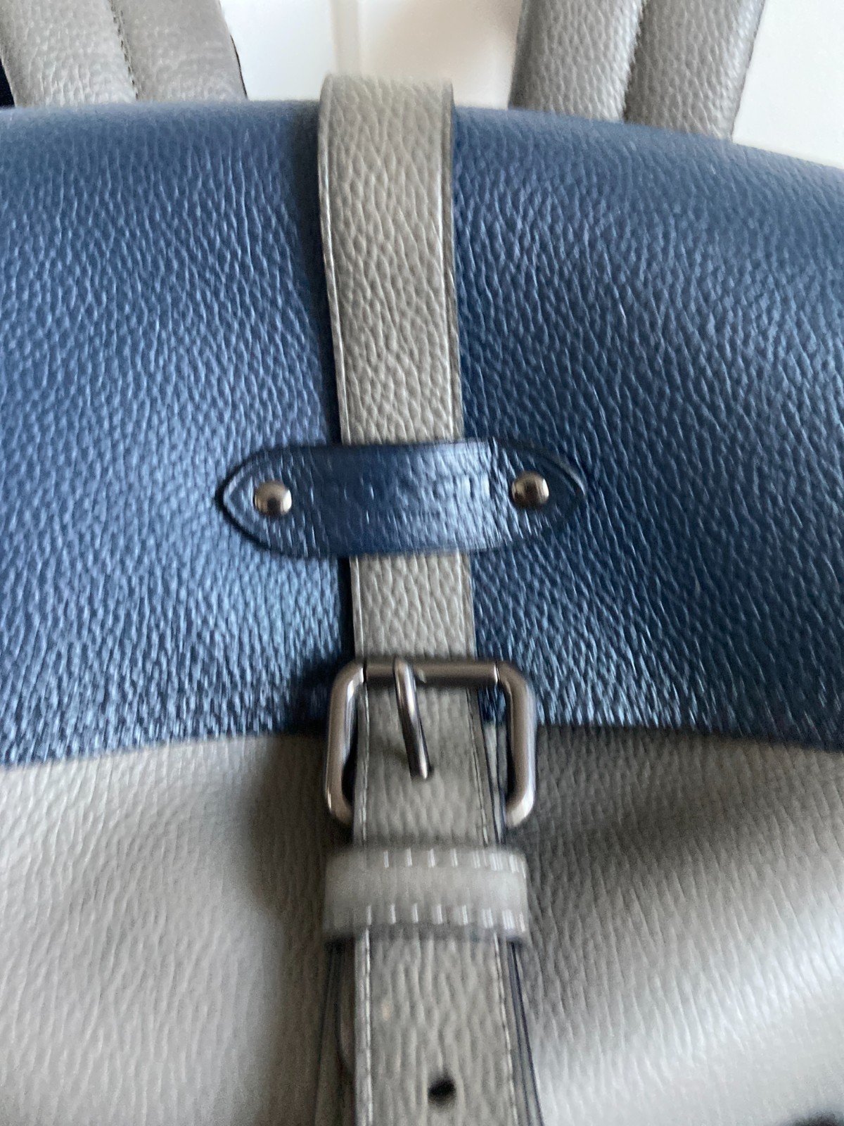 COACH #F49543 Hudson Grain Leather with Racing Stripes Men’s Backpack -Gray/Blue