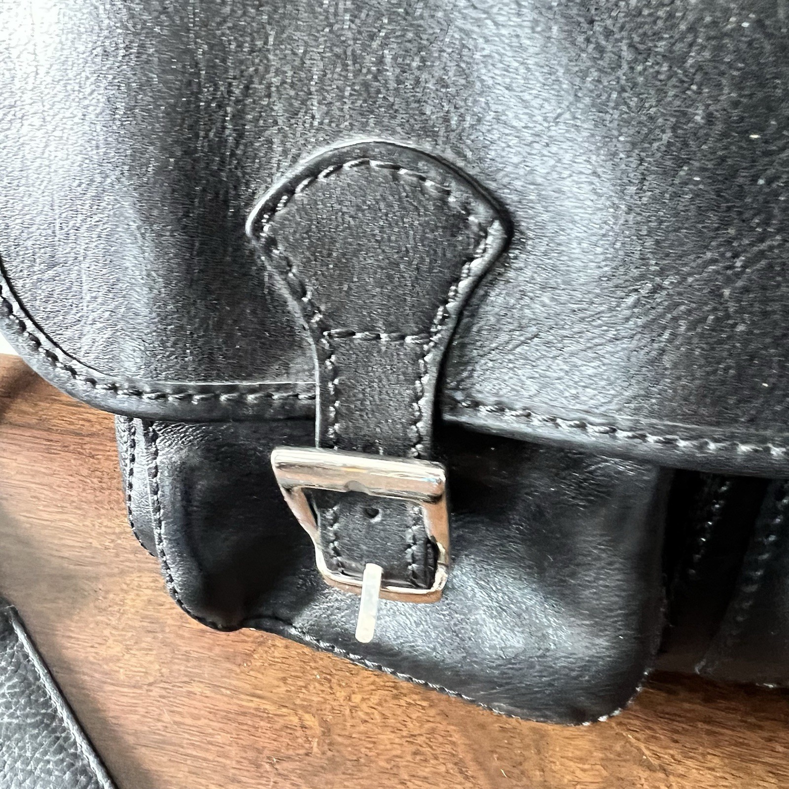 Floto Firenze Black Leather Buckle Strap Briefcase Messenger Bag Made In Italy
