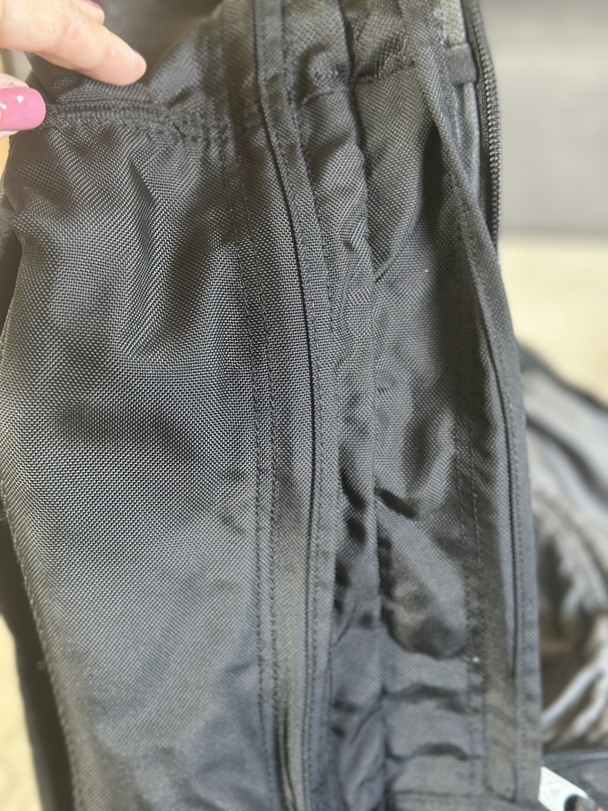 Jansport Airlift Backpack, X Large, Black. Rigid bottom, for lap top, Excellent