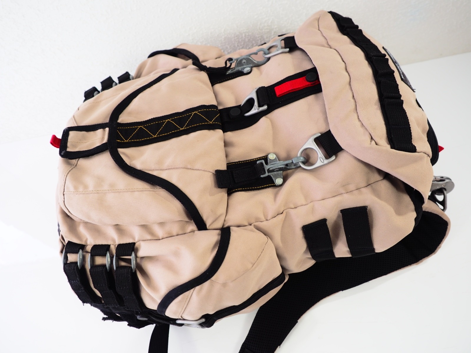 Oakley AP Pack 1.0 Tactical Field Gear Backpack Rucksack Bag Beige Sand