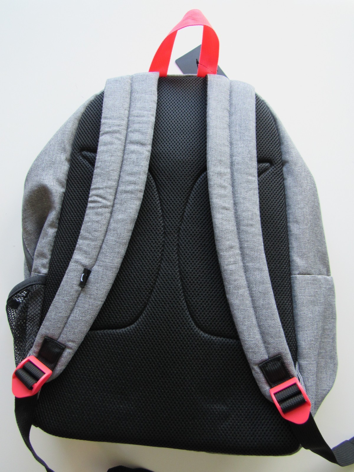 Hurley Unisex One And Only Shark 15″ Laptop Sleeve Gray Backpack Nwt