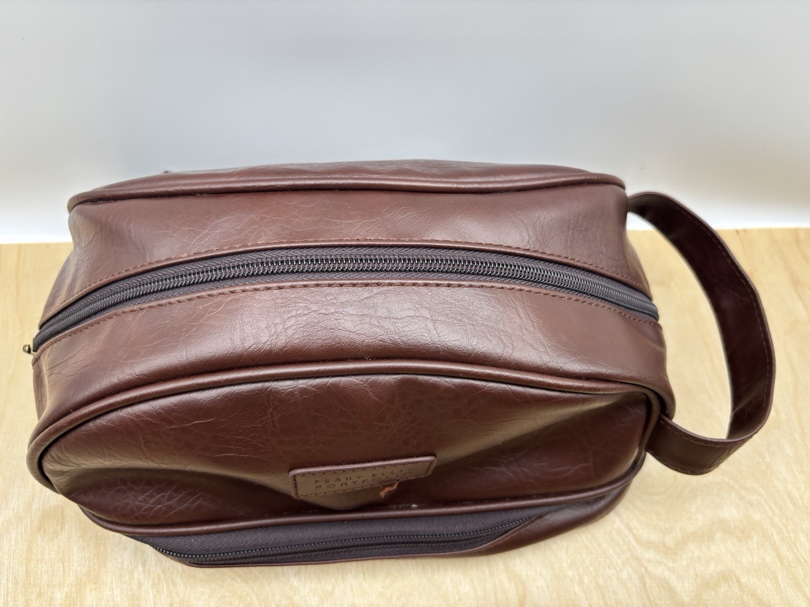 Perry Ellis Portfolio Men’s Essential Bag Toiletry Shave Brown 10”x5”