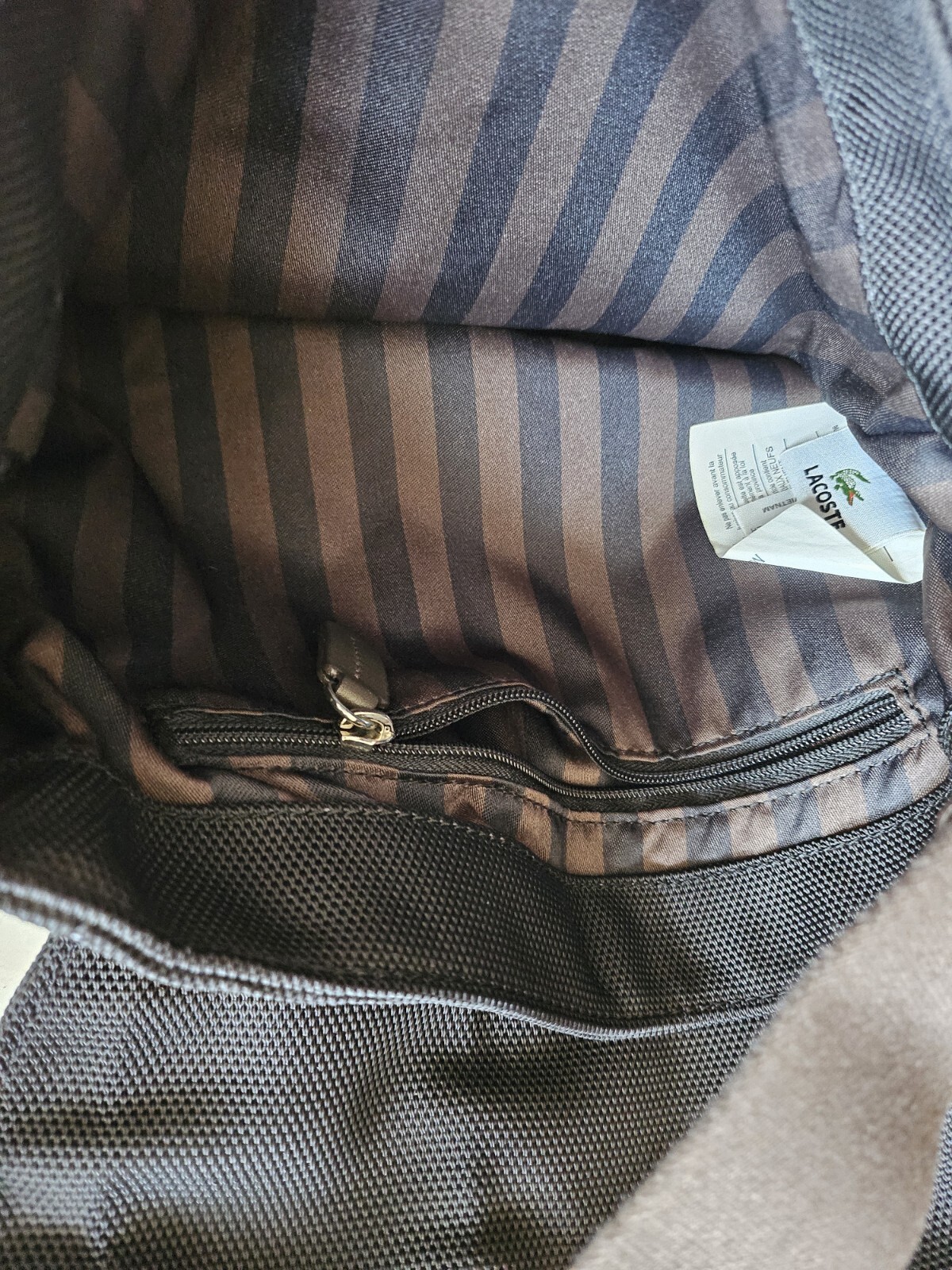 LACOSTE VTG Messenger Laptop Crossbody Bag 10.5x13x3 Inch Nylon Canvas.