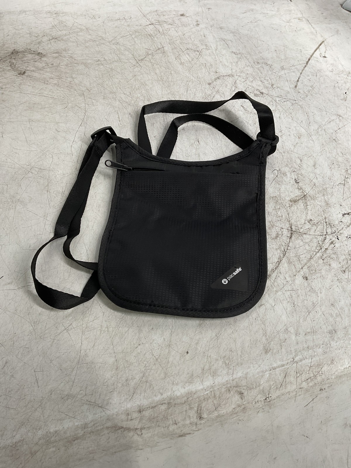 Pacsafe Coversafe V75 RFID Blocking Neck Pouch Black One Size U1