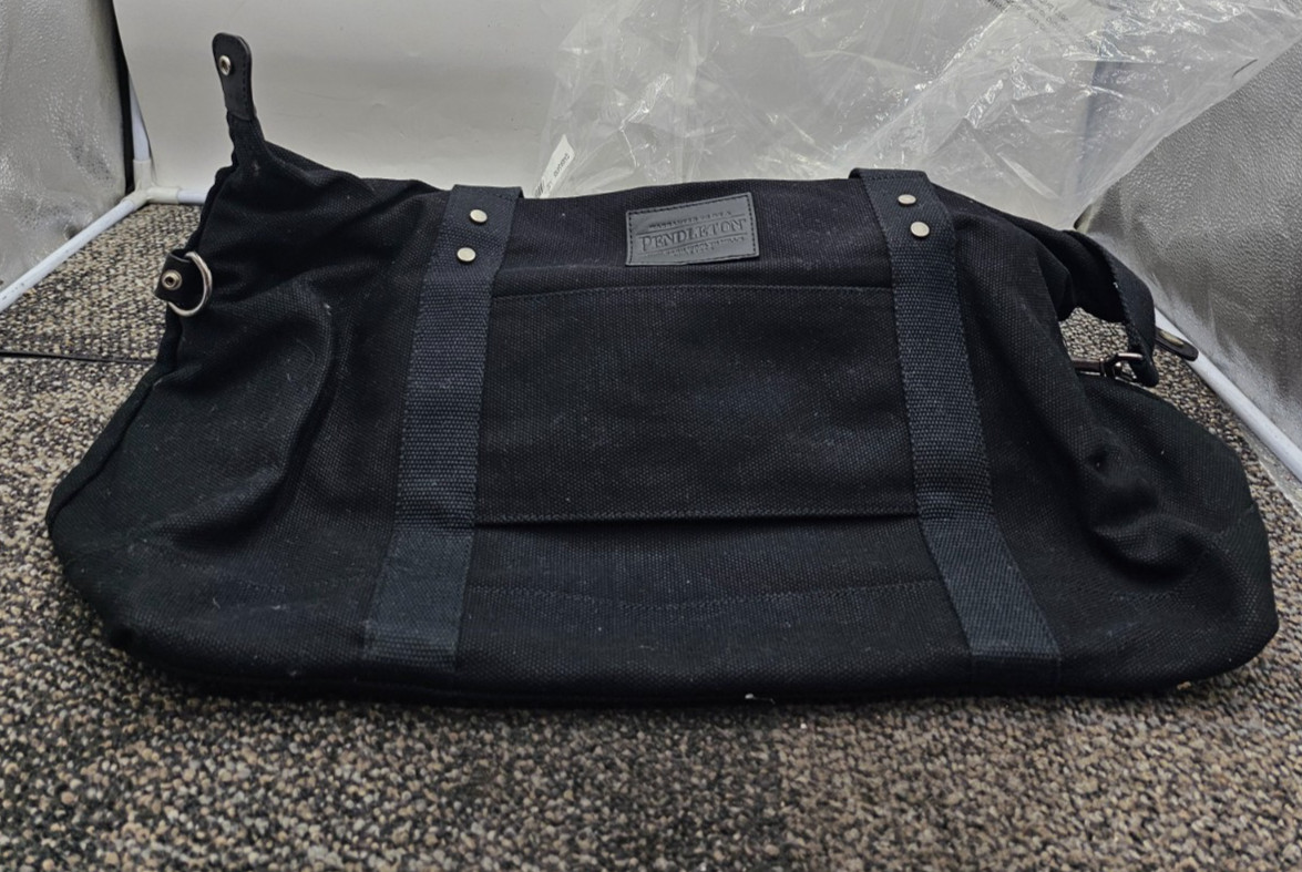 Pendleton GA400-54783 Weekender Rock Point Black One Size