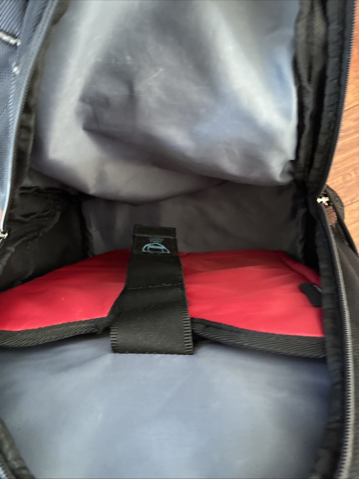 Swiss Army Black and Red Backpack Great for school and traveling great conditon