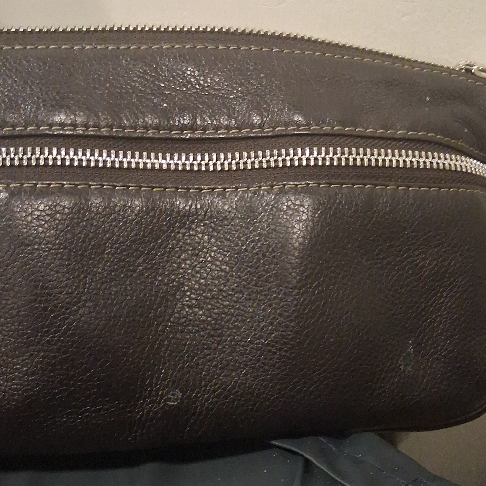 Levenger Brown Leather Zip Clutch Pouch, Lined Solid Casual Unisex Adults