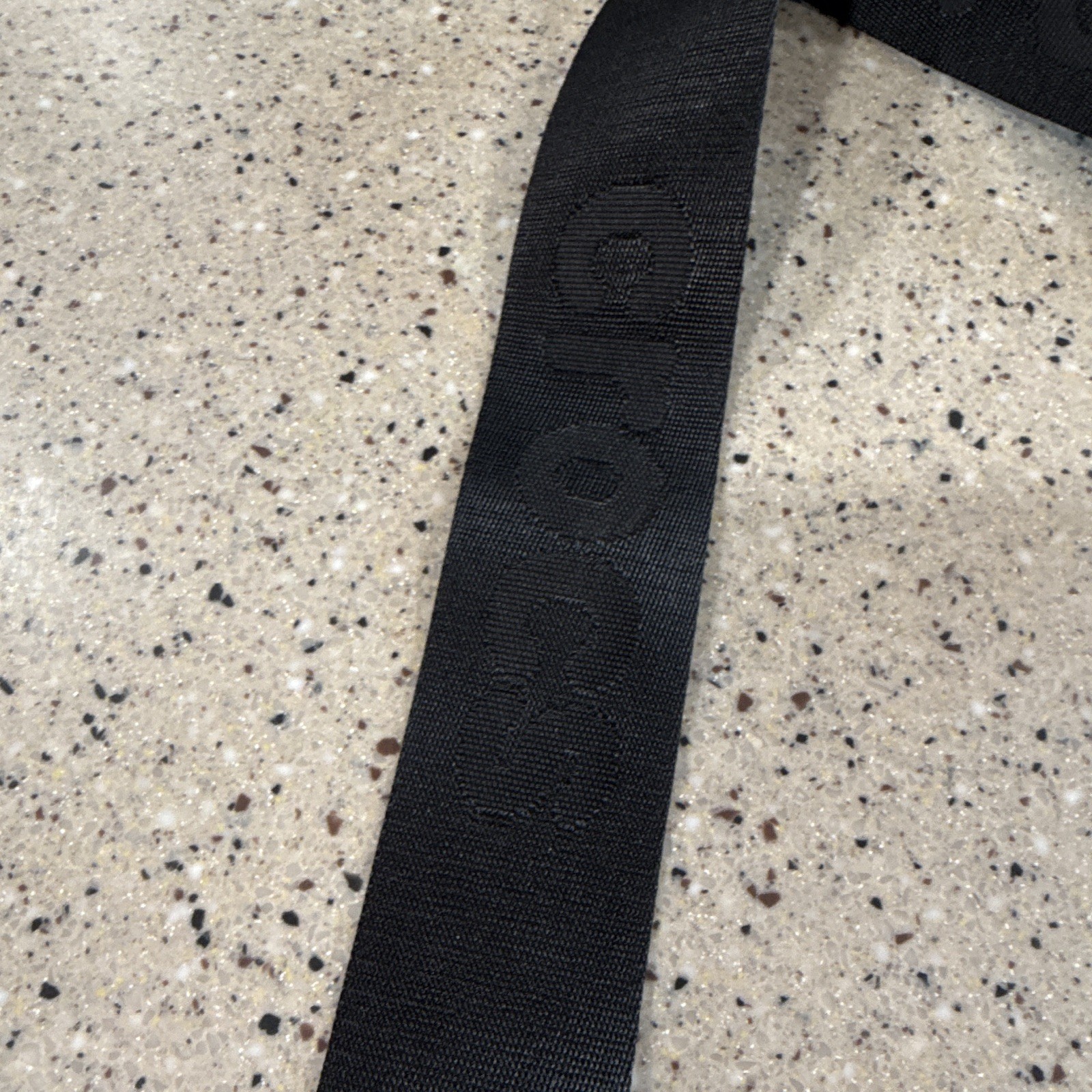 Crocs Black Small Crossbody Bag Zip Adjustable Strap w/ Peanuts Jibbitz