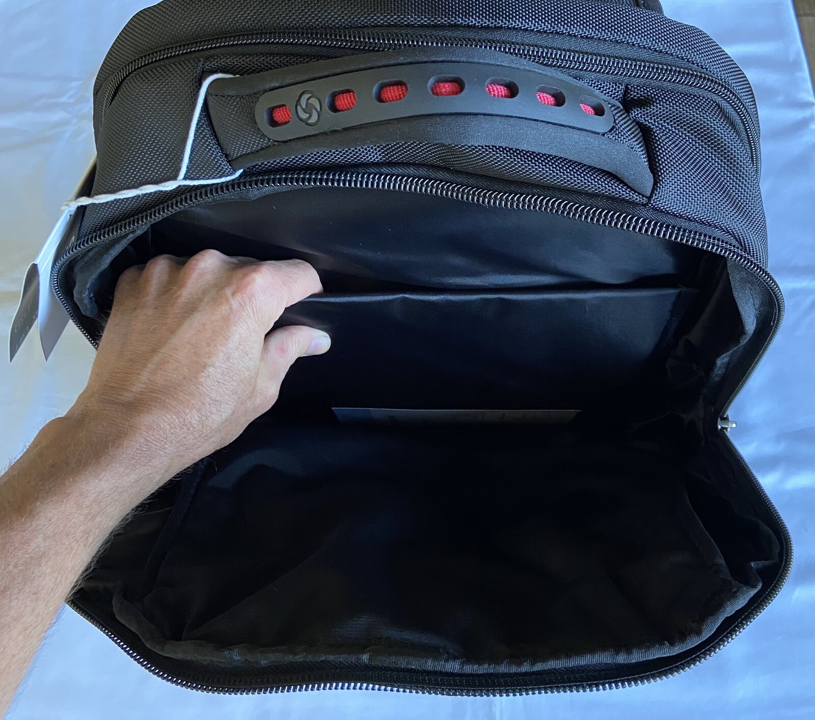 Samsonite Tectonic PFT 17.3” Laptop Tablet Backpack Black/Red 4 Zip Pockets