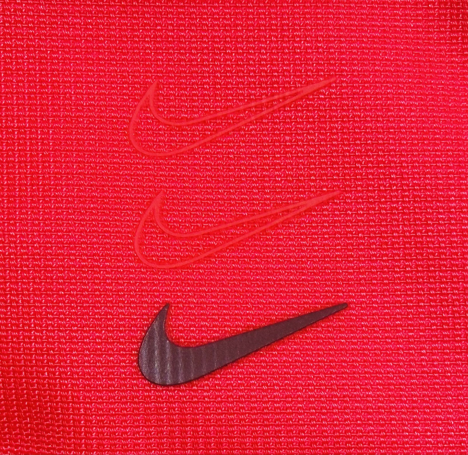 Nike Sportswear Essentials Crossbody Bag (1L)-Laser Crimson-One Size #BA5904 644