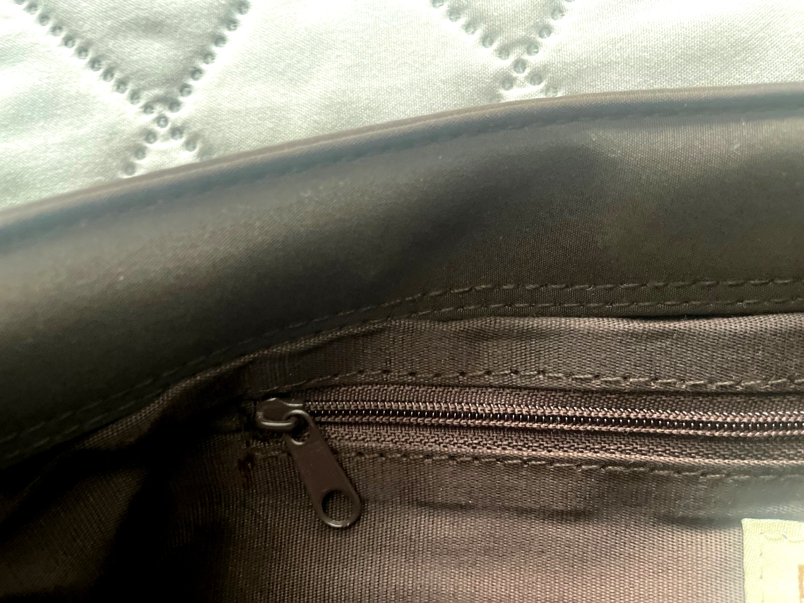 TRAVELSMITH Brown Laptop Shoulder Messenger Bag 15.5″ X 11.5″ Travel Smith