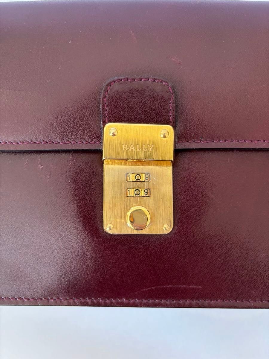 BALLY Second Bag Genuine Leather Clutch Handbag Brown Vintage 15x25x5cm