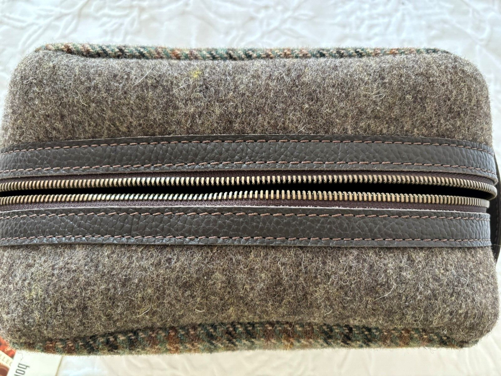 Bonfanti Borse Men’s Wool / Leather Zipper Accessories Bag NWT Green/Brown
