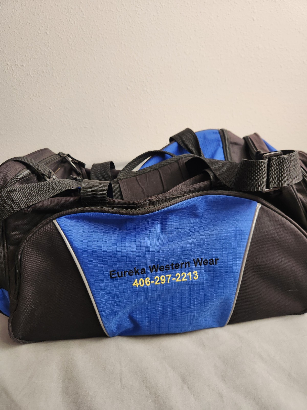 2011 Wrangler National Finals Rodeo Duffel Bag Blue Las Vegas Long Live Cowboys