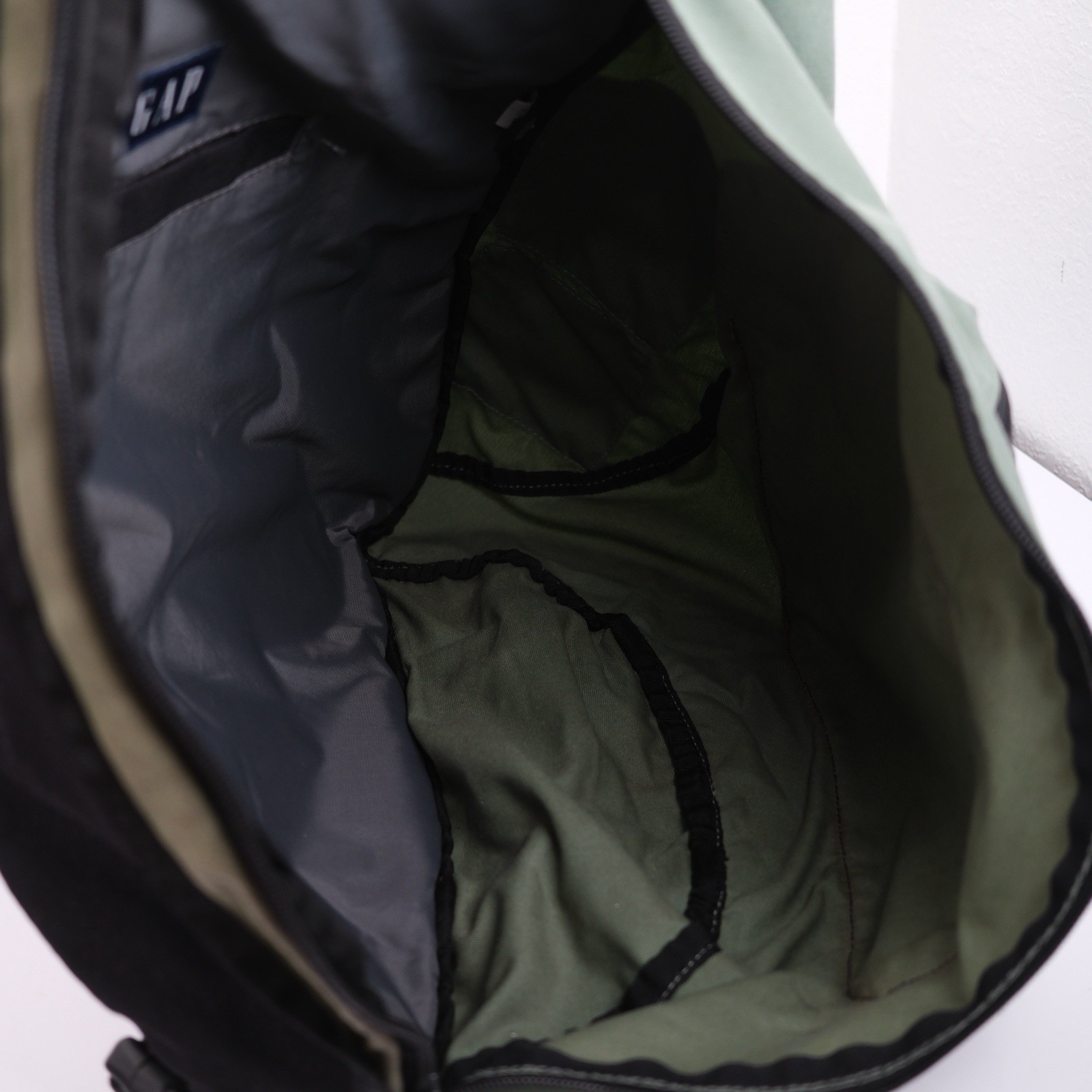 Vtg GAP 2001 Sling Bag Y2K Single Strap Crossbody Shoulder Backpack Green