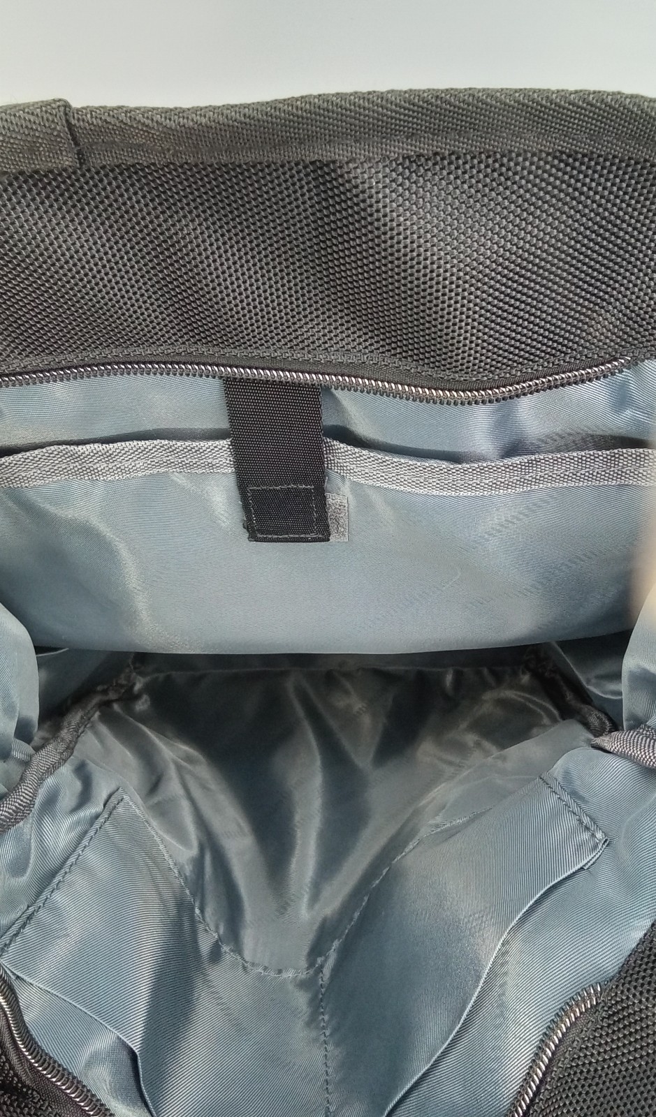 Men’s Laptop Backpack Fits 15.6 in PC with Waterproof Lever