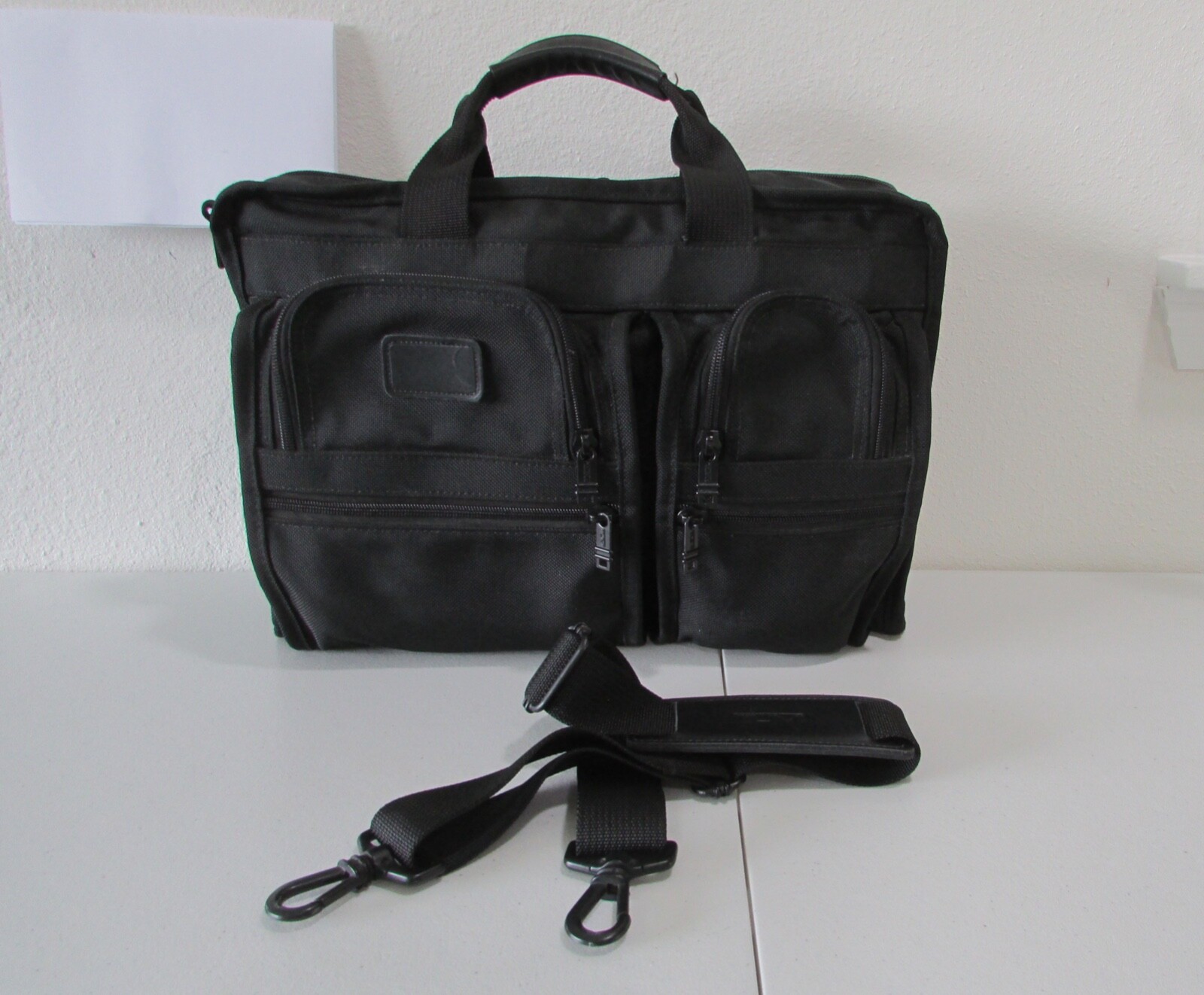 Tumi Black Ballistic Nylon Briefcase Padded 15″ Laptop Messenger Bag wTop Handle