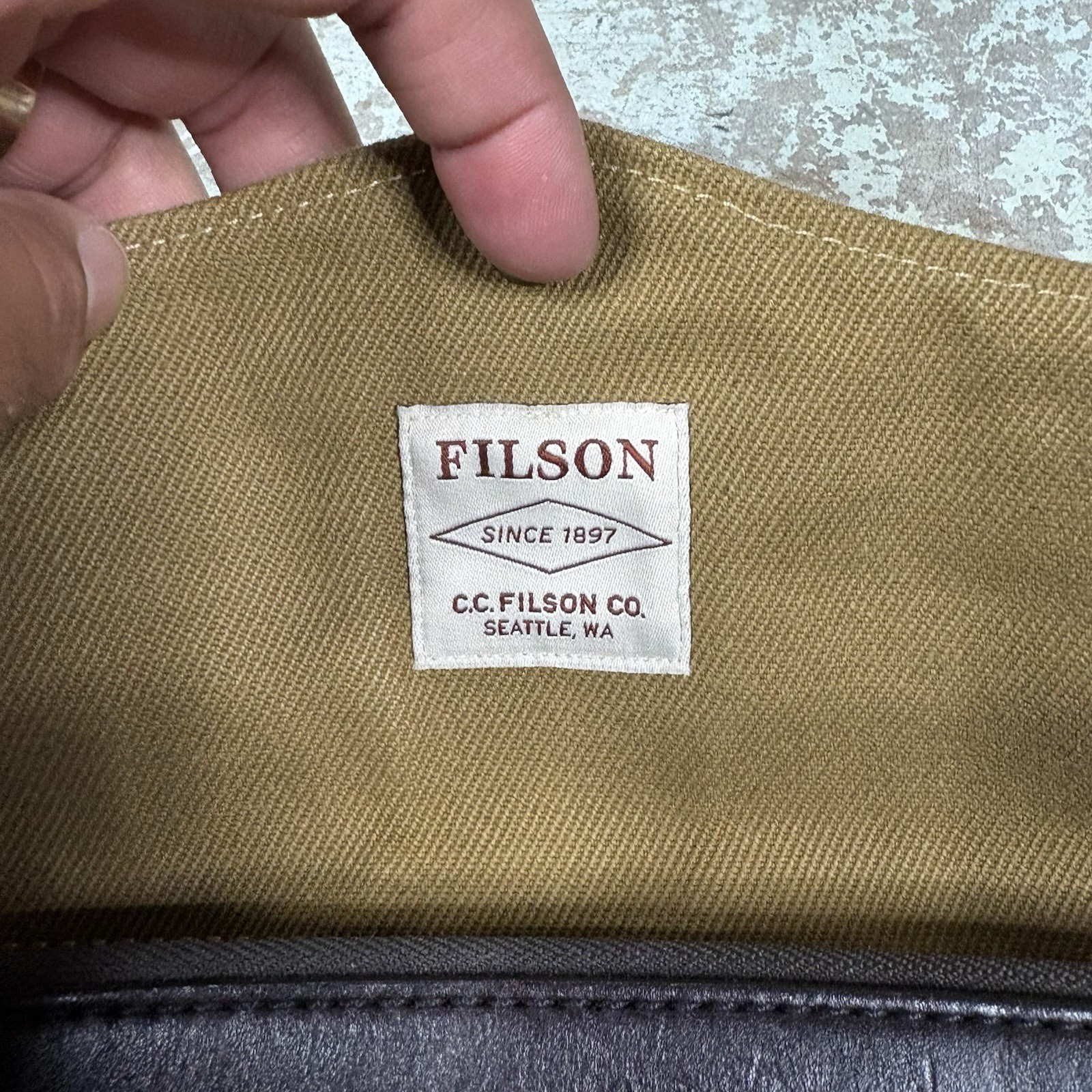 CC Filson 257 Brown Twill Briefcase/Messenger Bag USA Made Rugged Canvas Outdoor