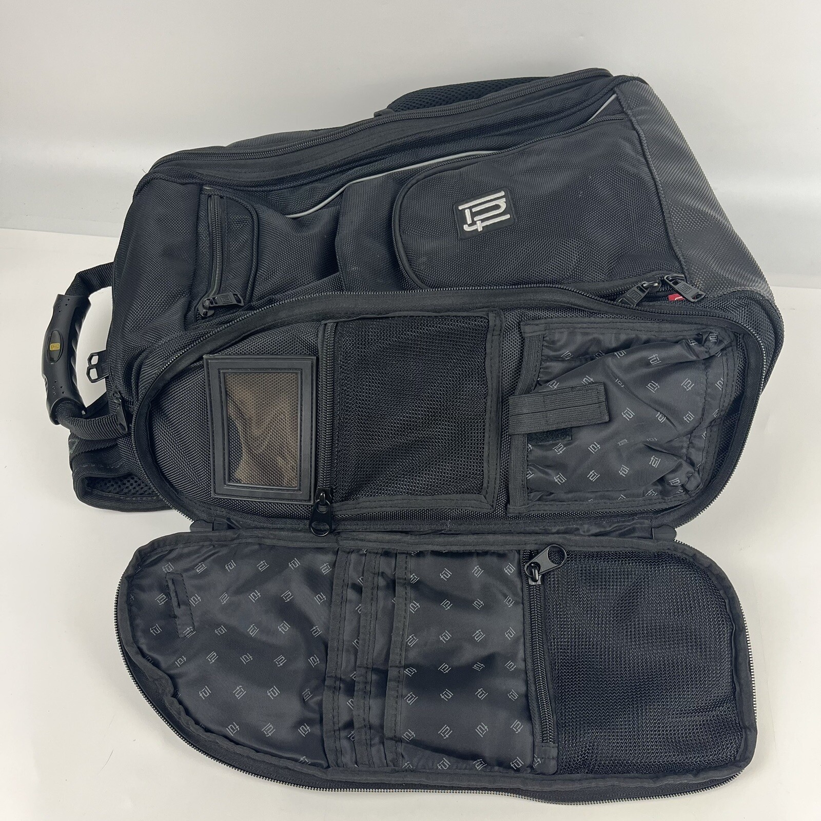 FUL Back Pack Lap Top Audio Pocket Shoulder Straps Padded Back Handle Black