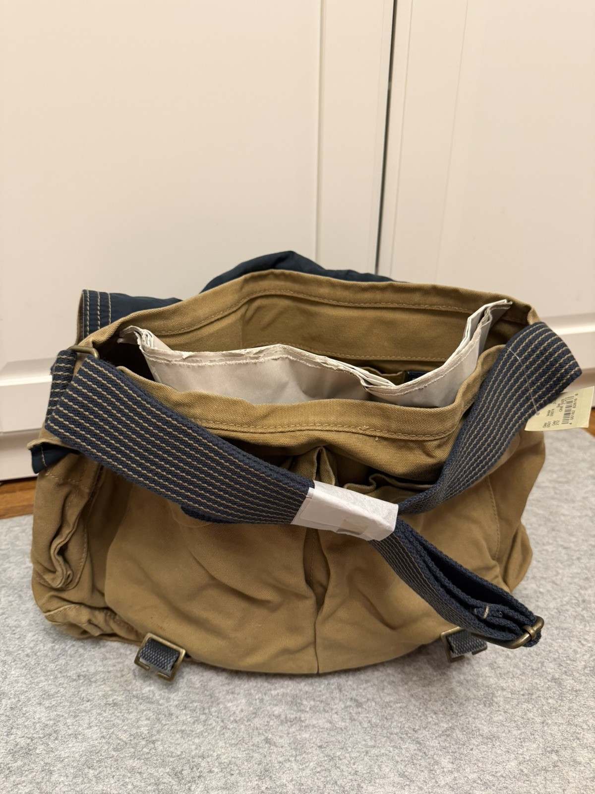 American Eagle Outfitters Y2K Canvas Messenger Bag Army Khaki Vintage Utility