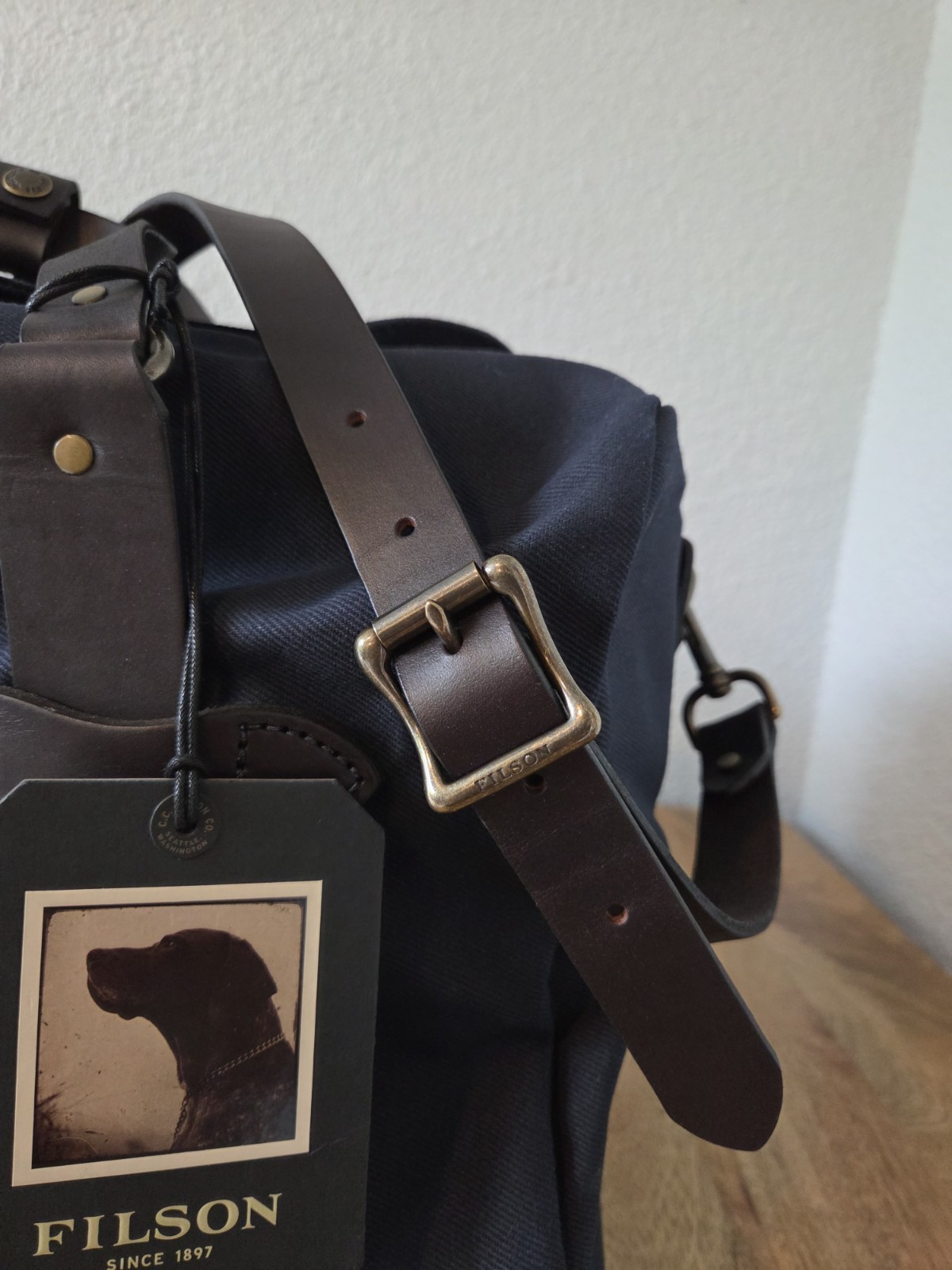 Filson Rugged Twill Medium Duffle Bag | NWT | Navy | Made in USA | MSRP $599