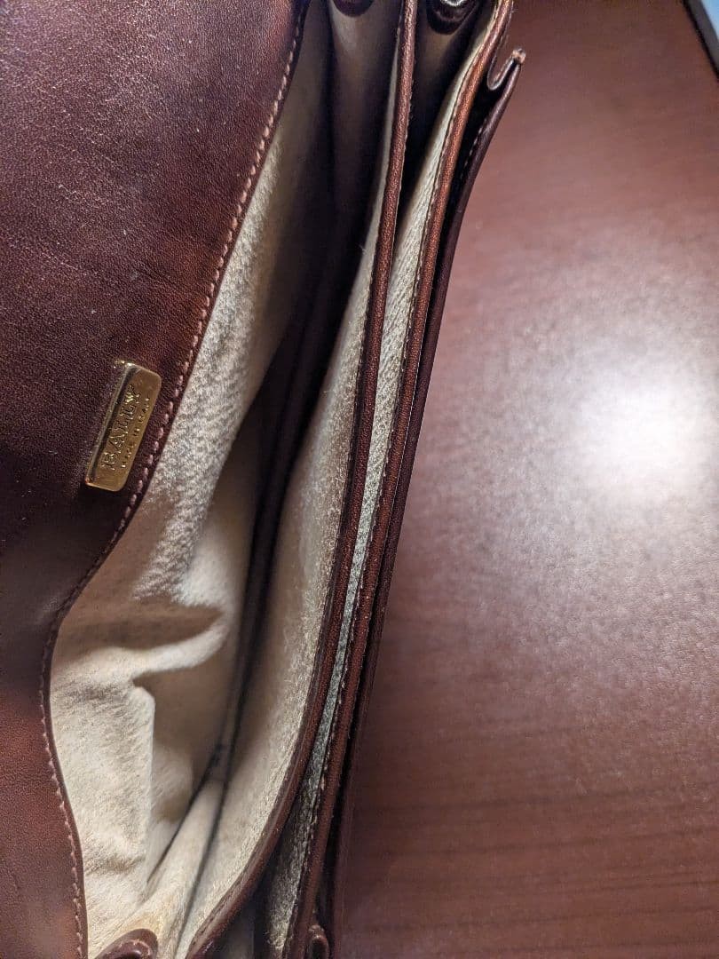 BALLY Leather Clutch Bag Brown Classic Design, Vintage, Durable, 16x24cm