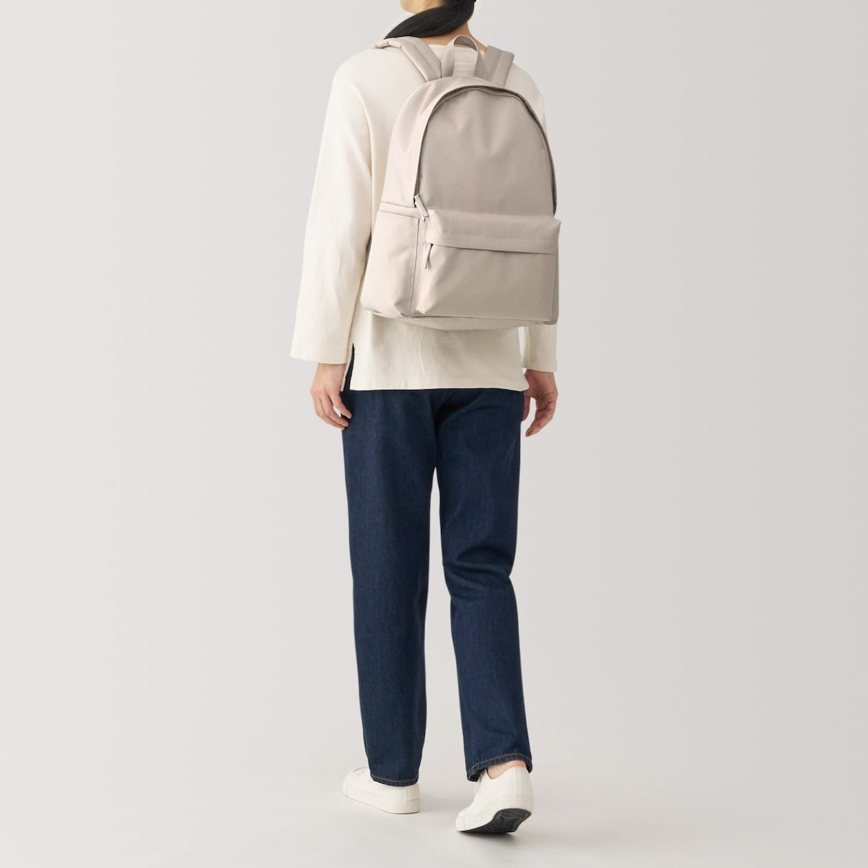 Water-Repellent Lightweight Shoulder Relief Rucksack Light Beige 17x13x6in 20L